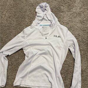 Huk Performance Women’s White Hoodie